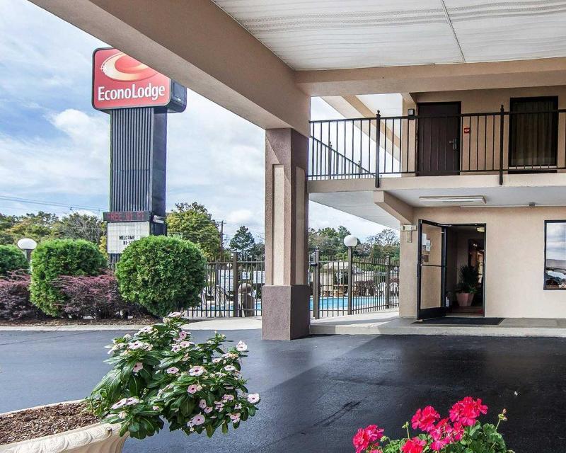 Econo Lodge Lenoir City Exteriör bild