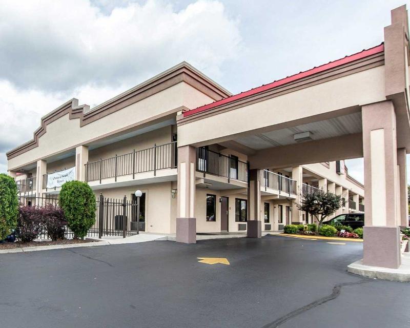 Econo Lodge Lenoir City Exteriör bild