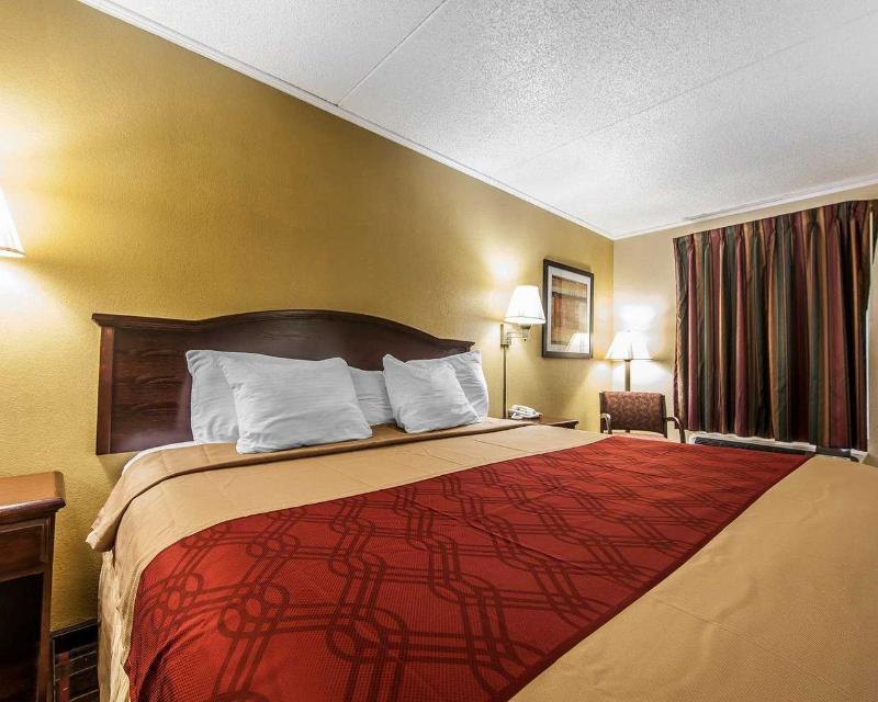 Econo Lodge Lenoir City Exteriör bild