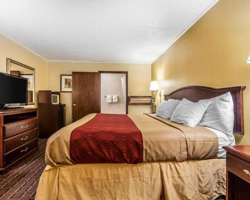 Econo Lodge Lenoir City Exteriör bild